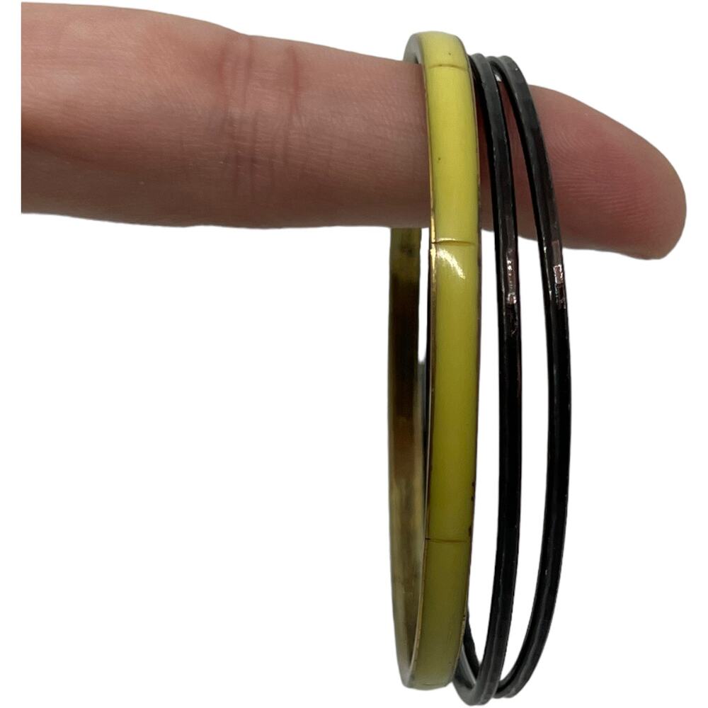 Vintage 70s Bangle Set Black Yellow-Green Mod Stackable Bracelets 3 Piece